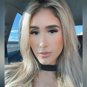 Meet your Posher, Alicia